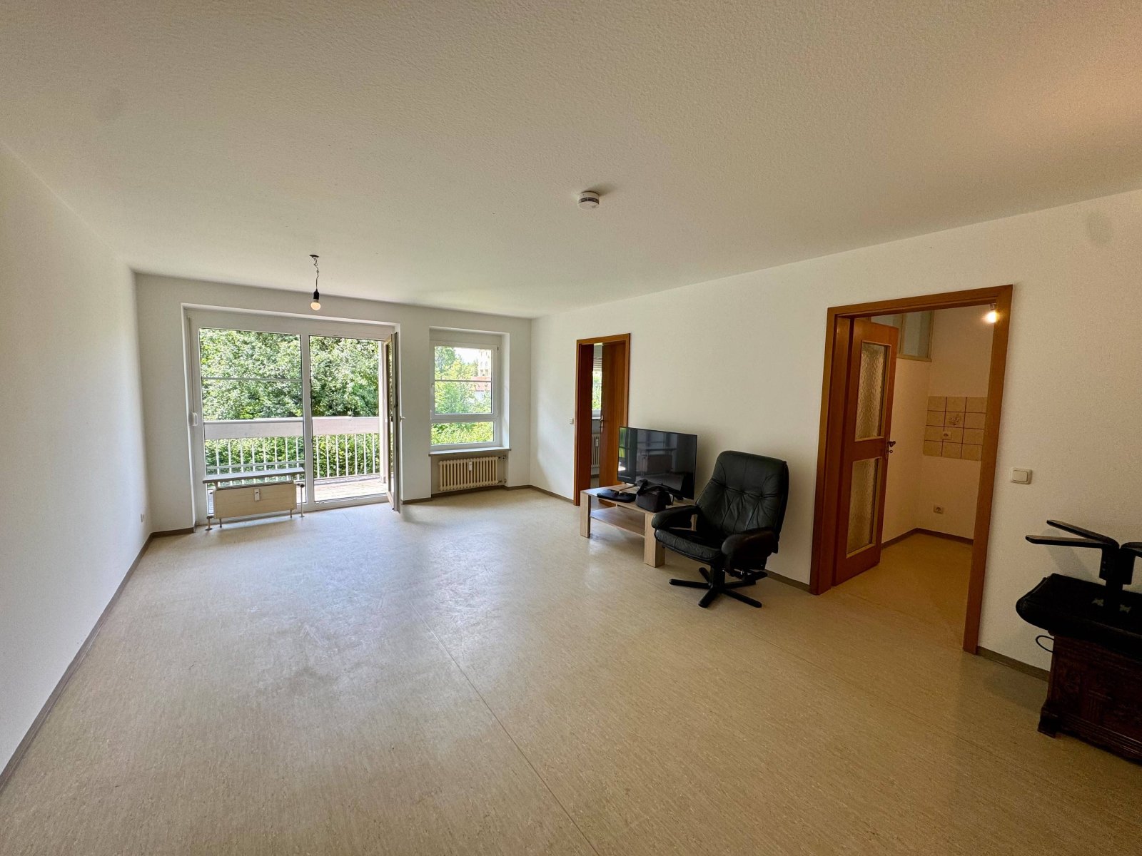 1,5-Zimmer-Eigentumswohnung mit Westbalkon & TG-Stelpllatz